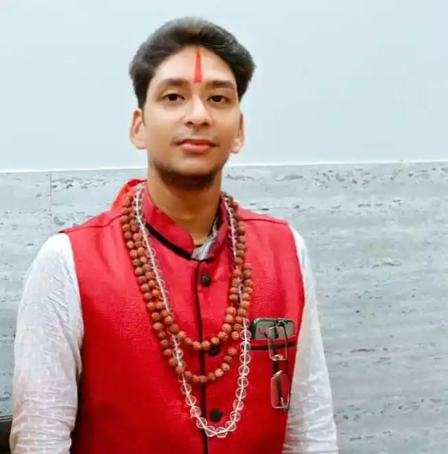 Acharya Pandit Shubh Darshan